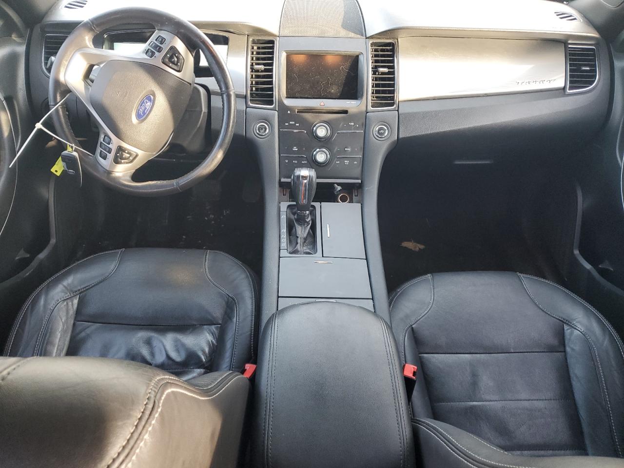 2015 Ford Taurus - Image 8