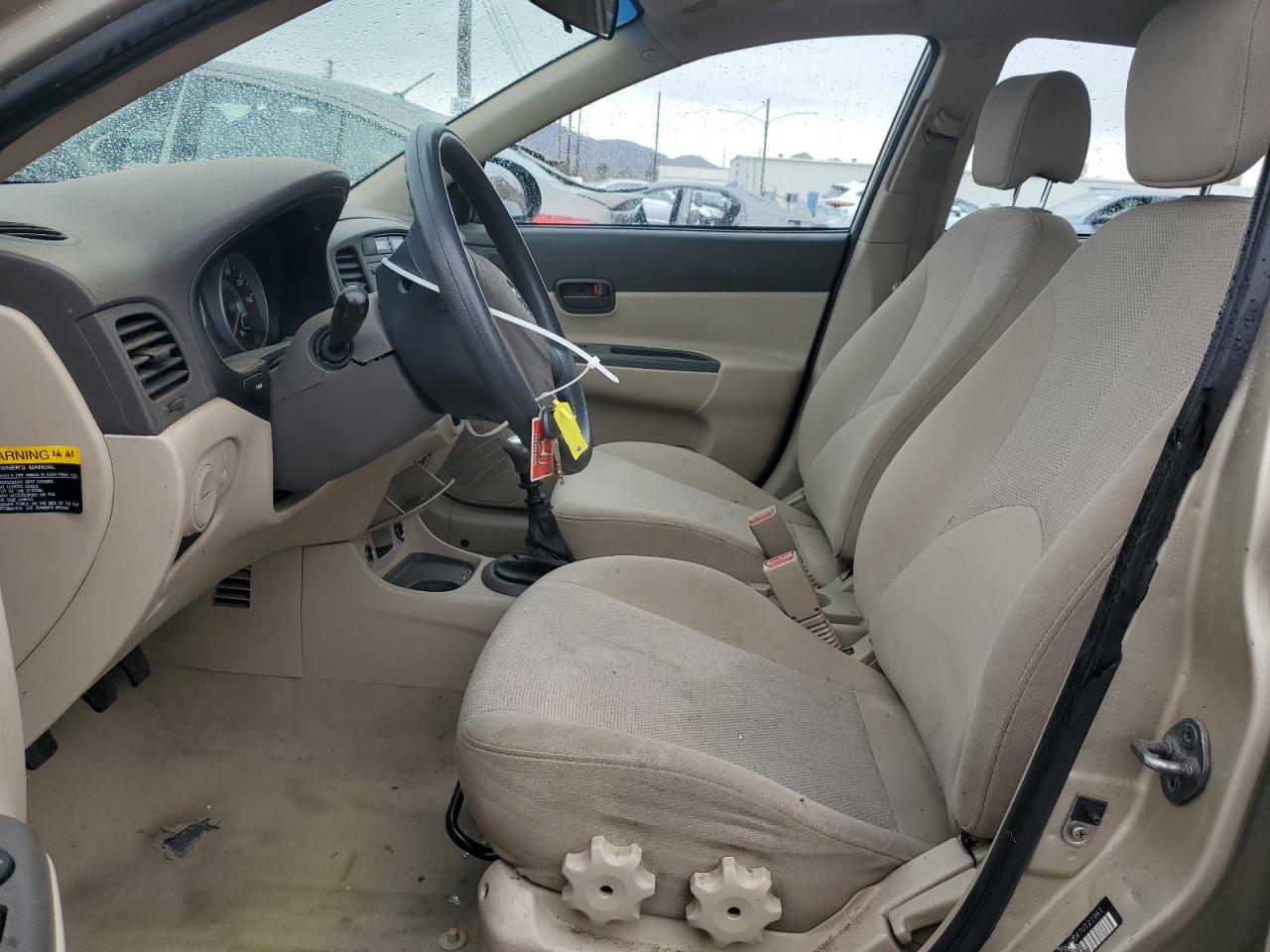 2007 Hyundai Accent - Image 7