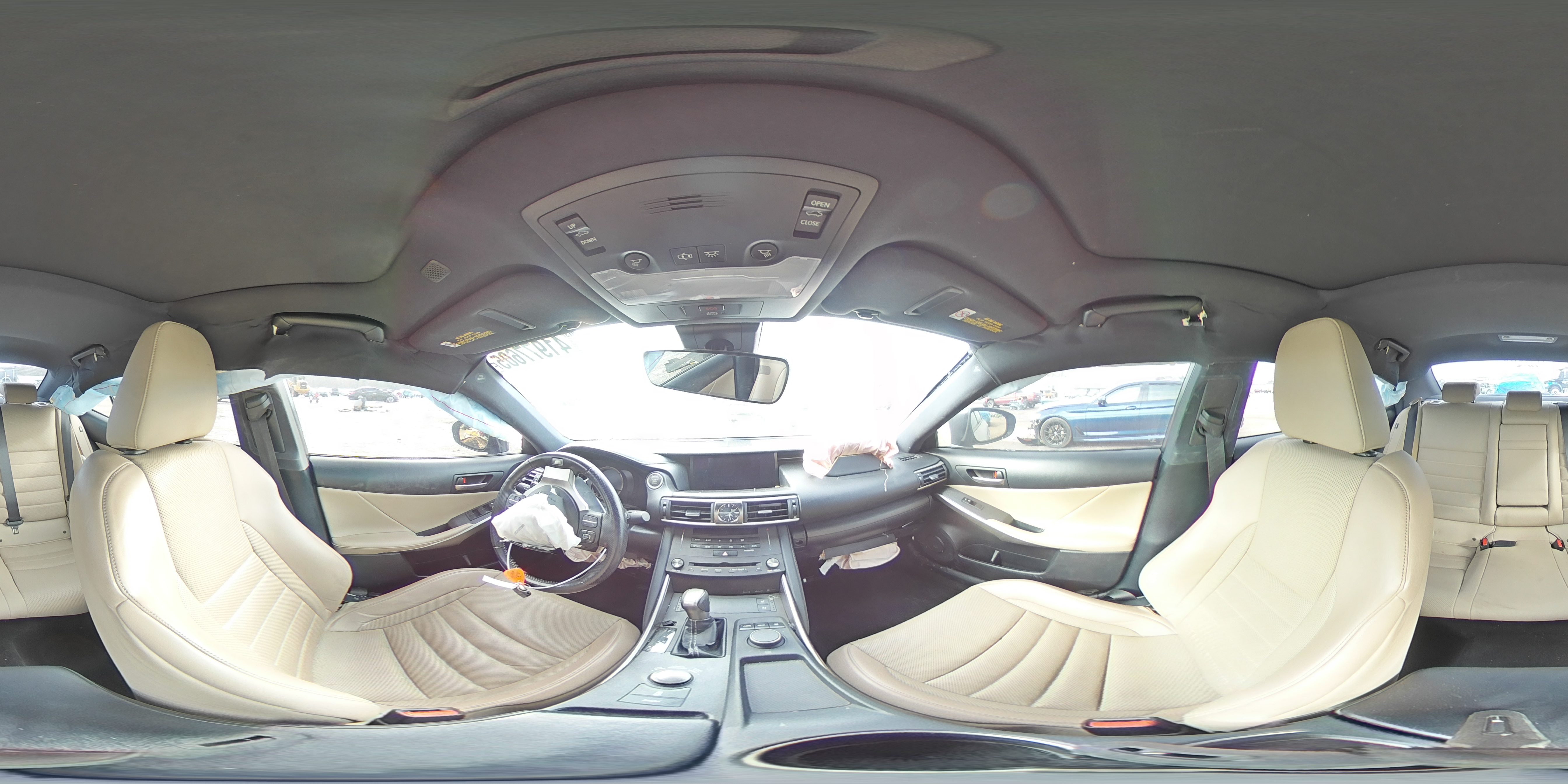 2020 Lexus IS - Image 12