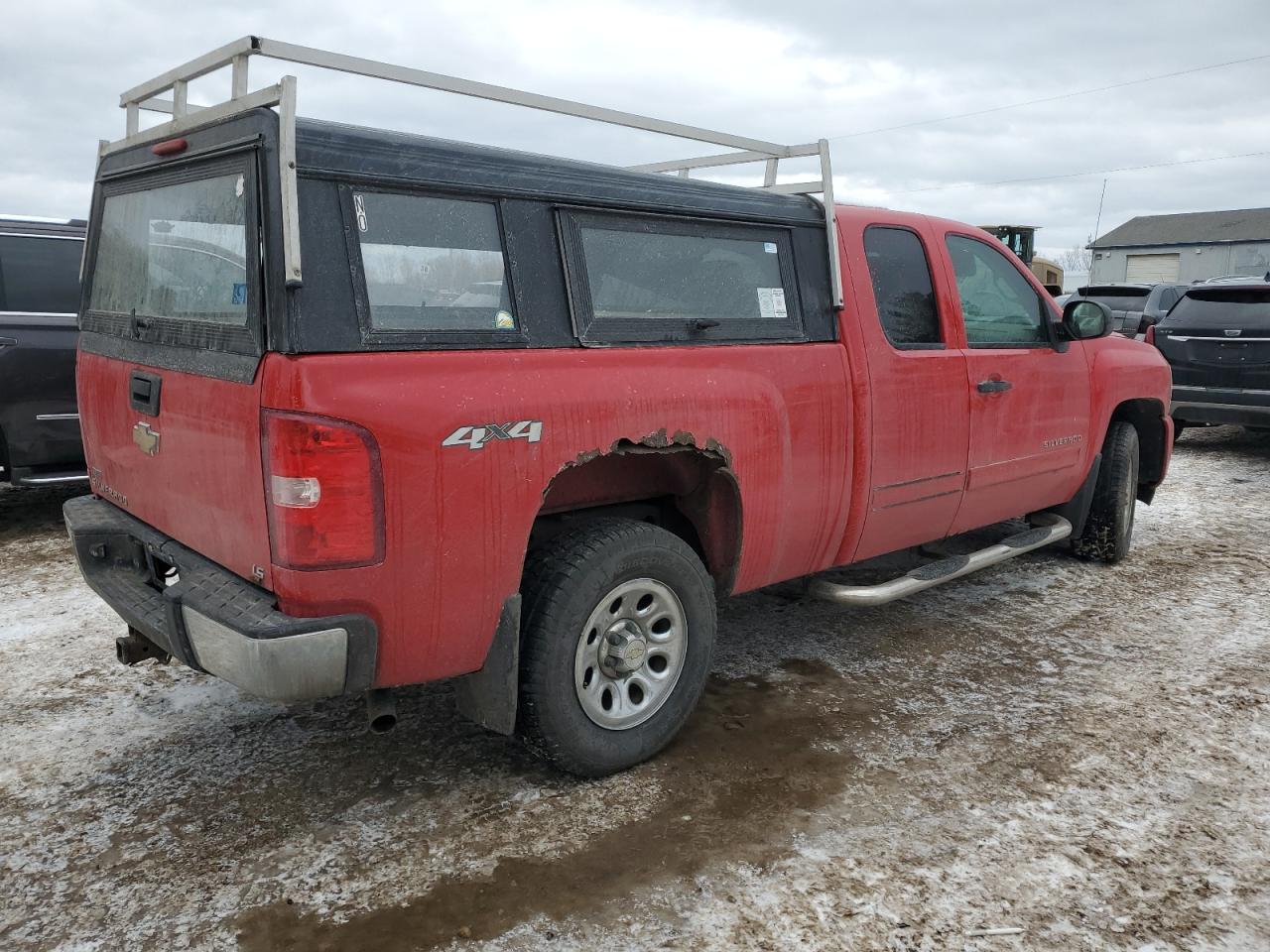 2010 Chevrolet Silverado - Image 3