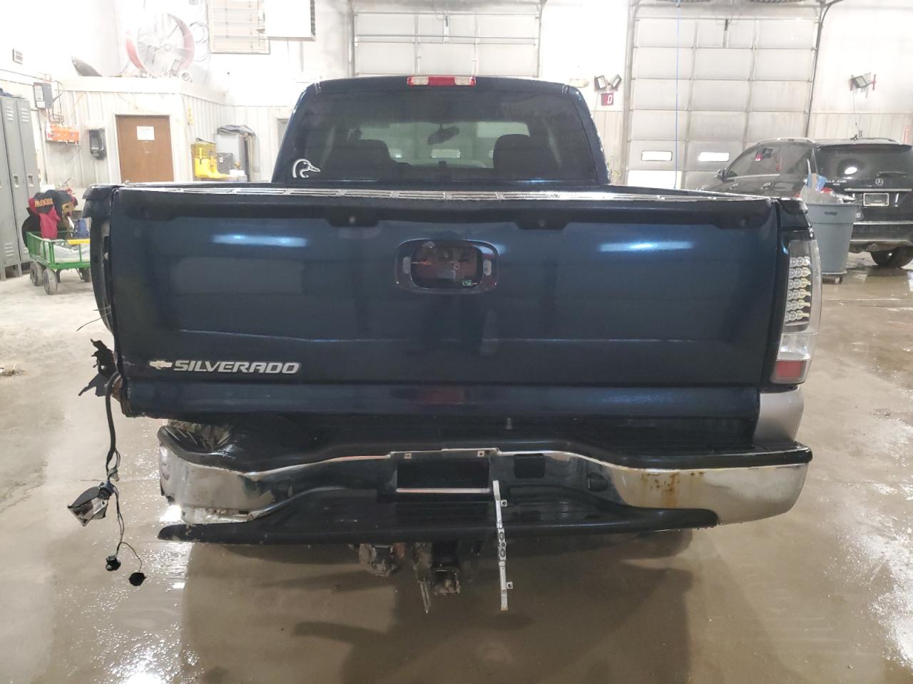 2006 Chevrolet Silverado - Image 6