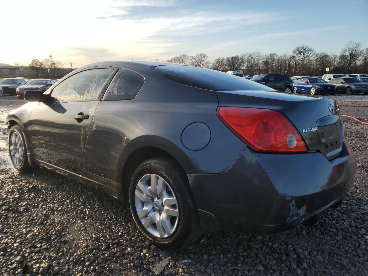 2009 Nissan Altima - Image 2