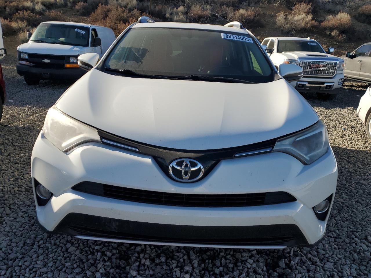 2016 Toyota RAV 4 - Image 5