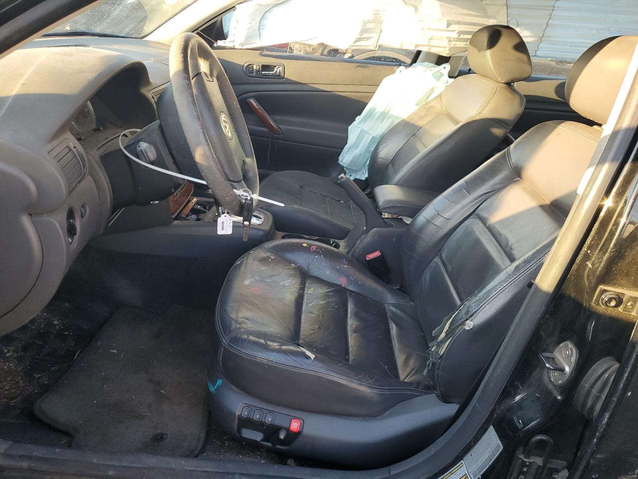 2004 Volkswagen Passat - Image 7