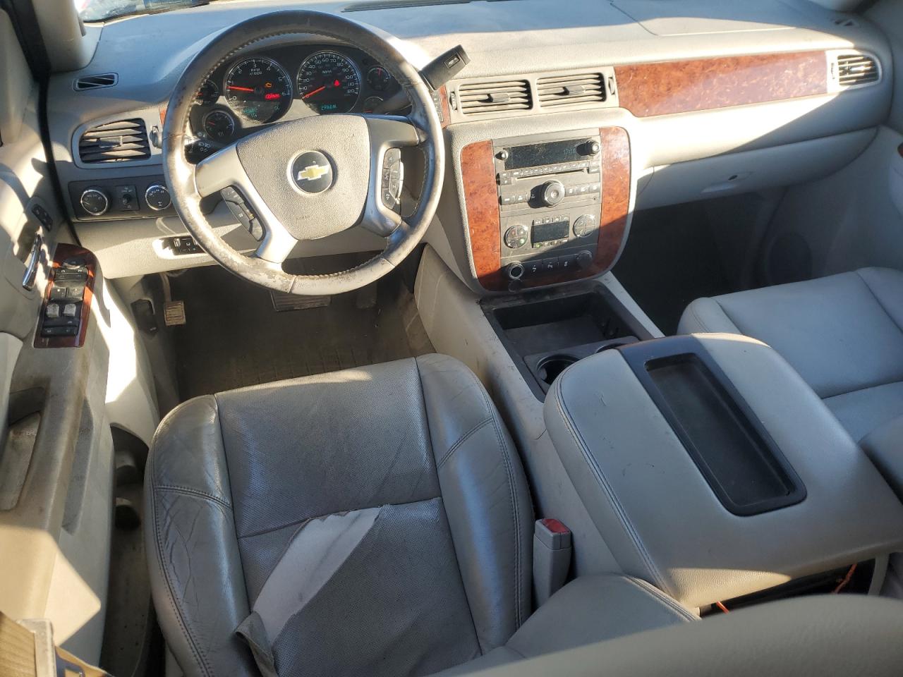 2012 Chevrolet Silverado - Image 8