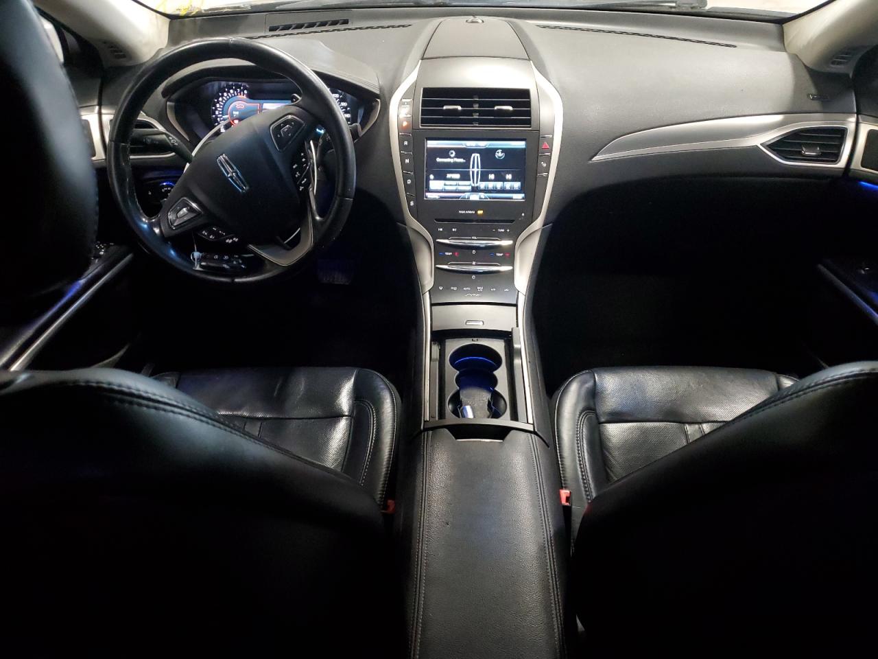 2016 Lincoln MKZ - Image 8