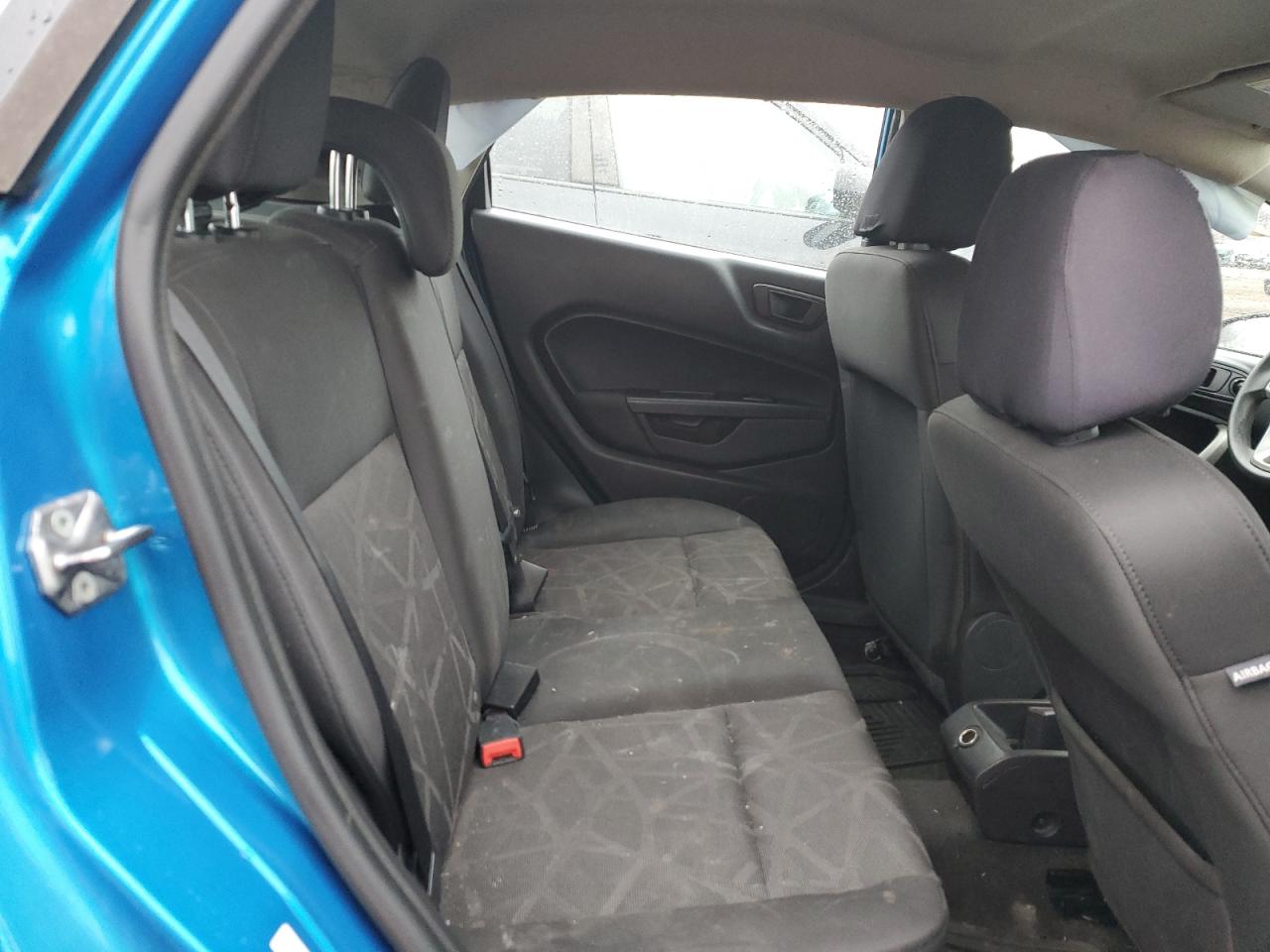 2013 Ford Fiesta - Image 10