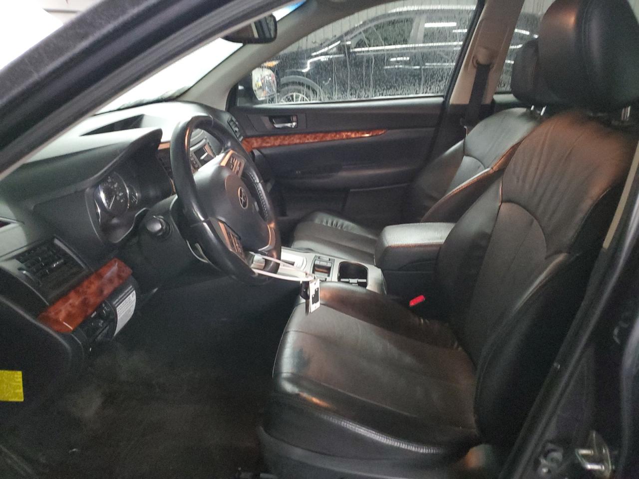2012 Subaru Outback - Image 7