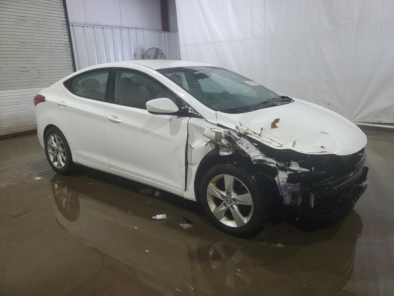 2013 Hyundai Elantra - Image 4