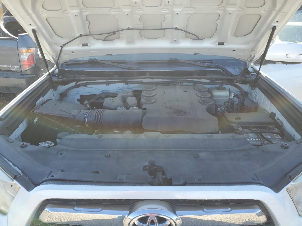 2011 Toyota 4Runner - Image 14