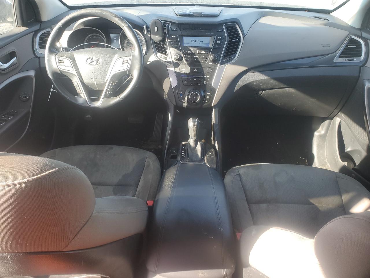 2013 Hyundai Santa Fe - Image 8