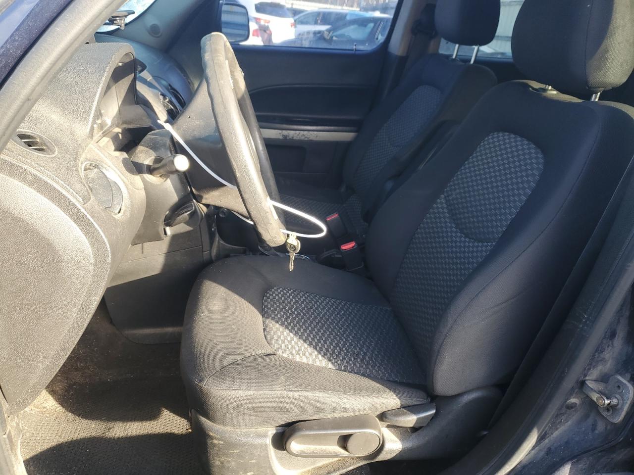 2009 Chevrolet HHR - Image 7