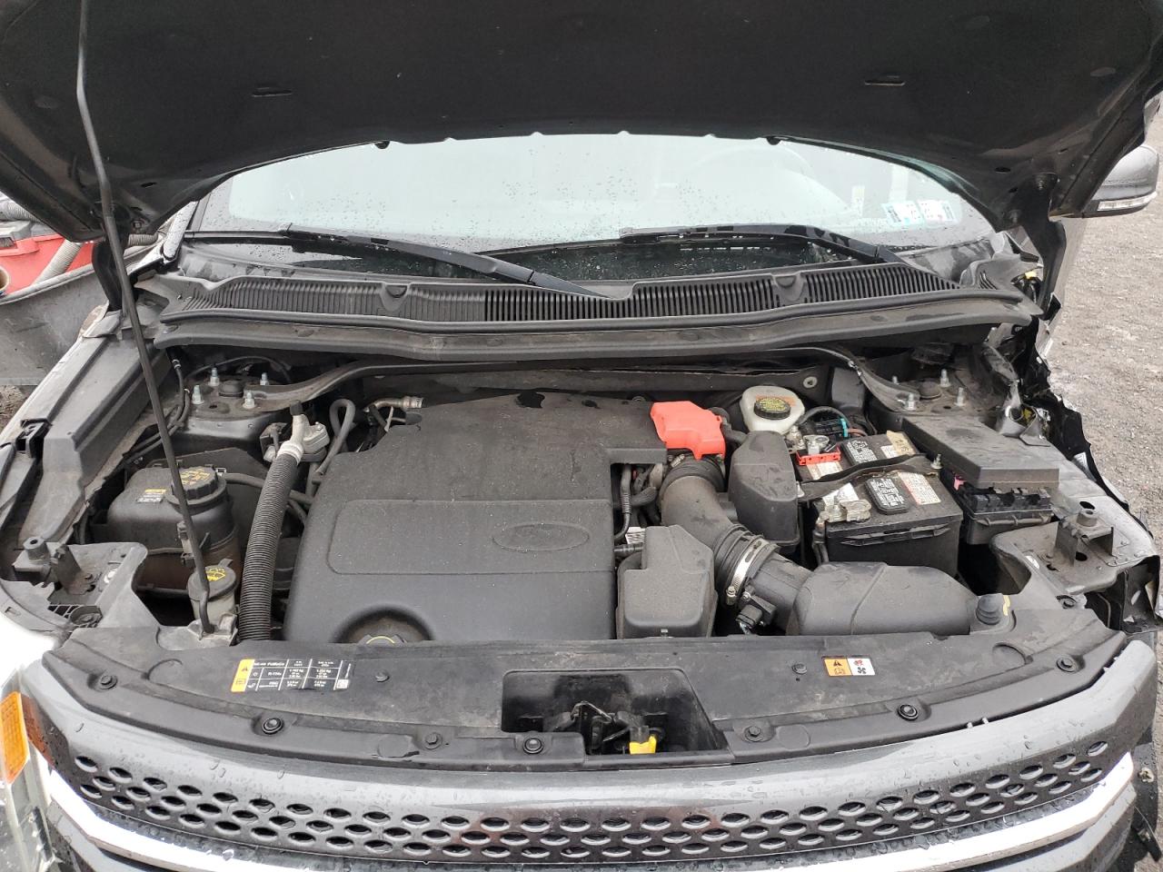 2015 Ford Explorer - Image 13