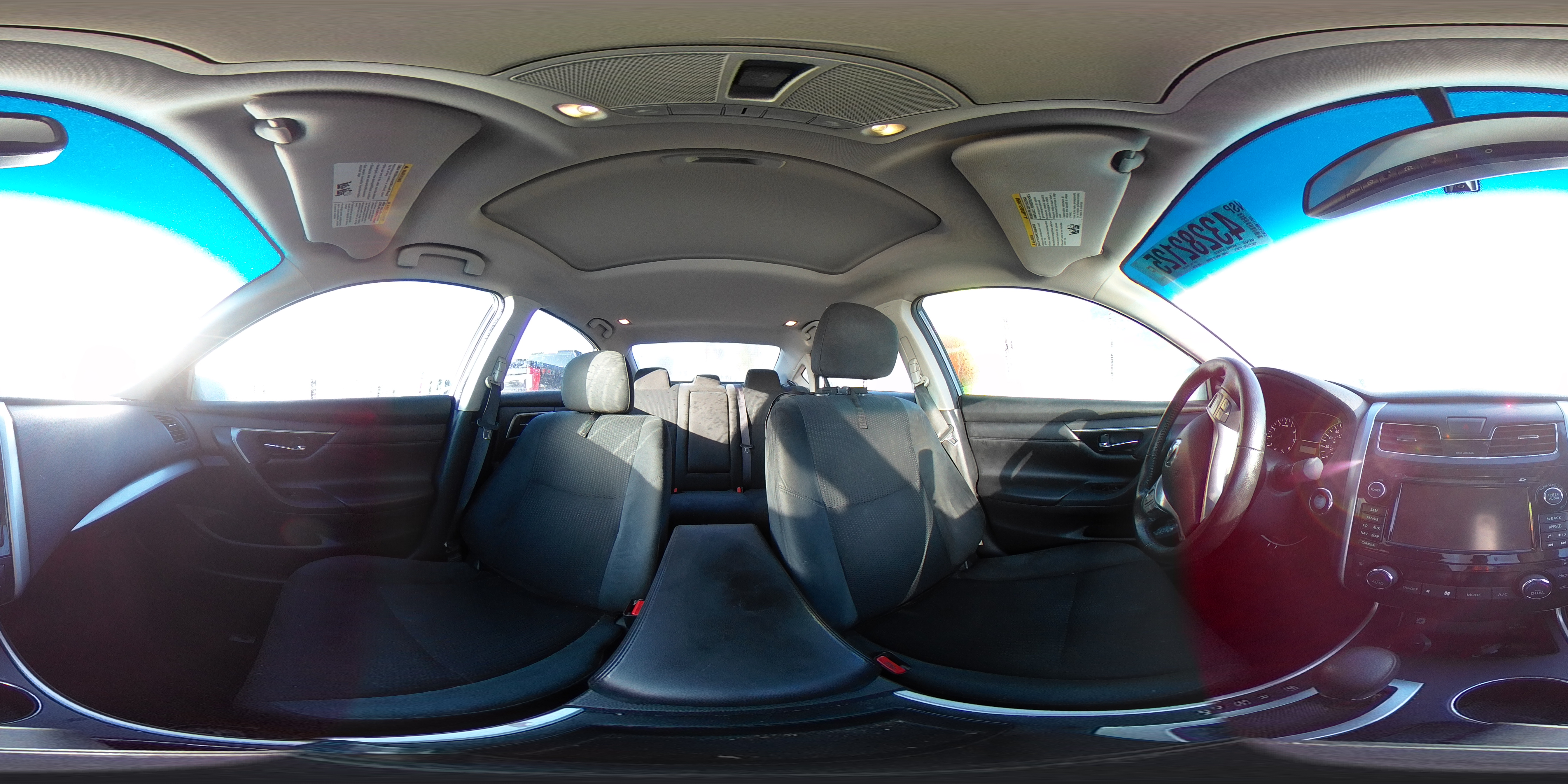 2015 Nissan Altima - Image 13