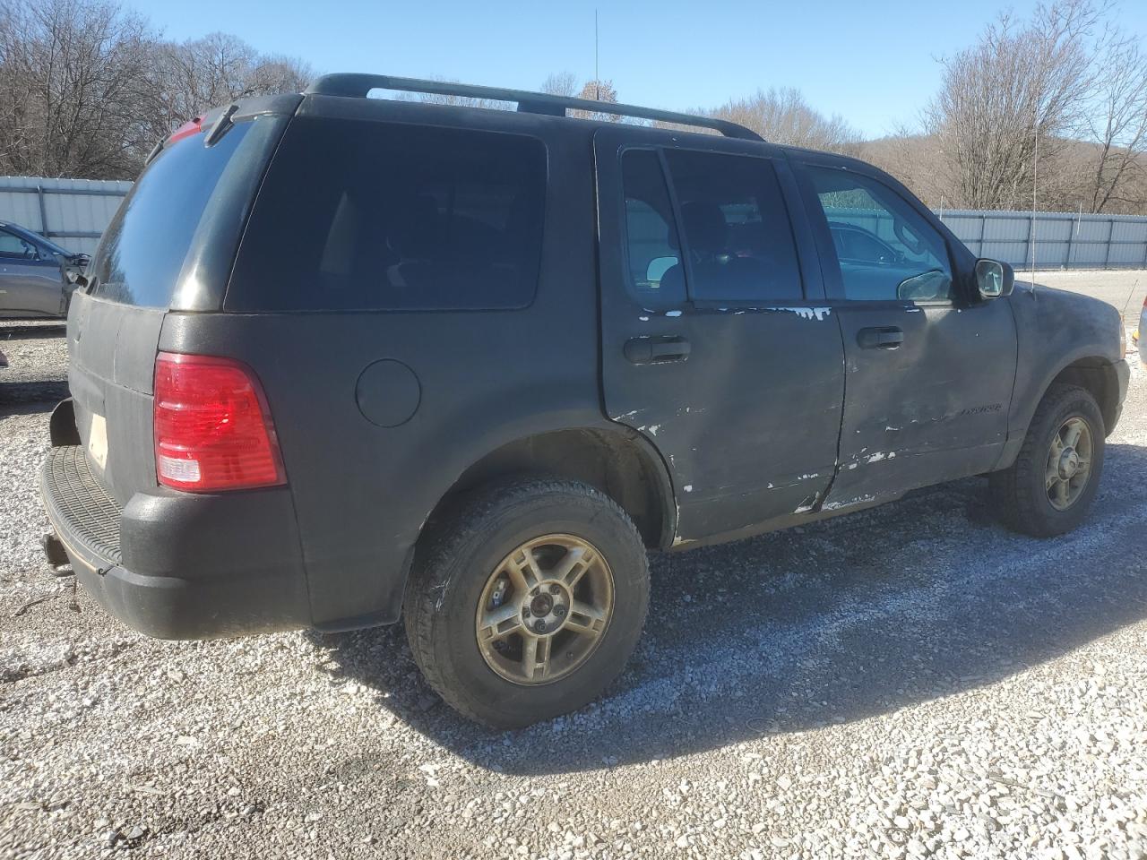 2005 Ford Explorer - Image 3