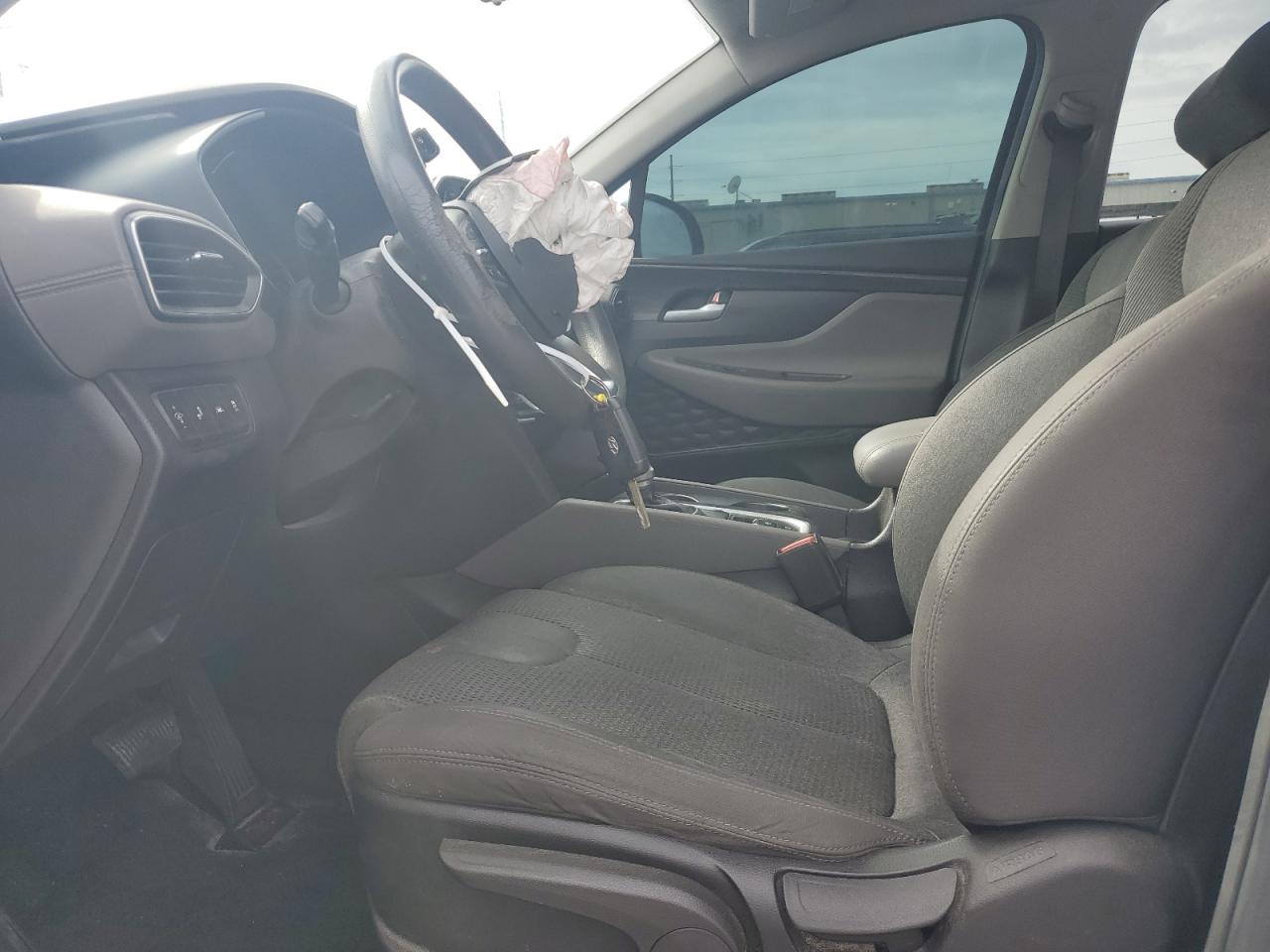 2019 Hyundai Santa Fe - Image 7