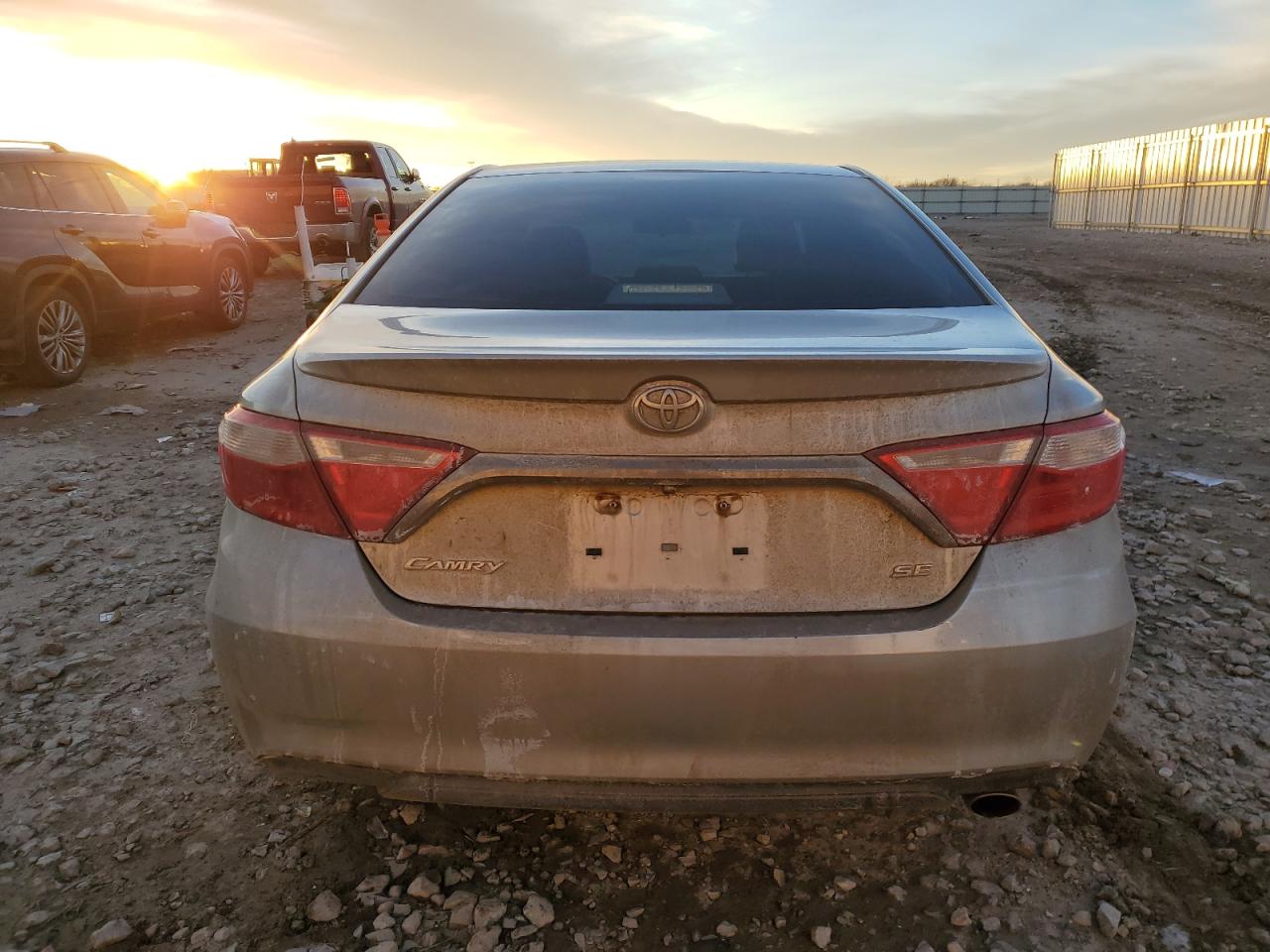 2016 Toyota Camry - Image 6