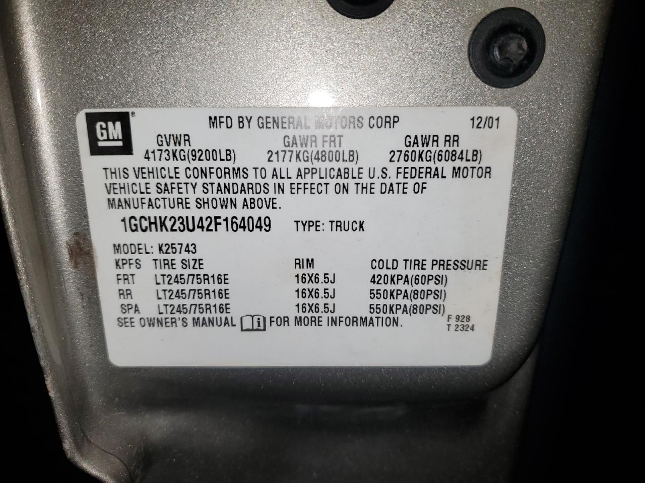 2002 Chevrolet Silverado - Image 12