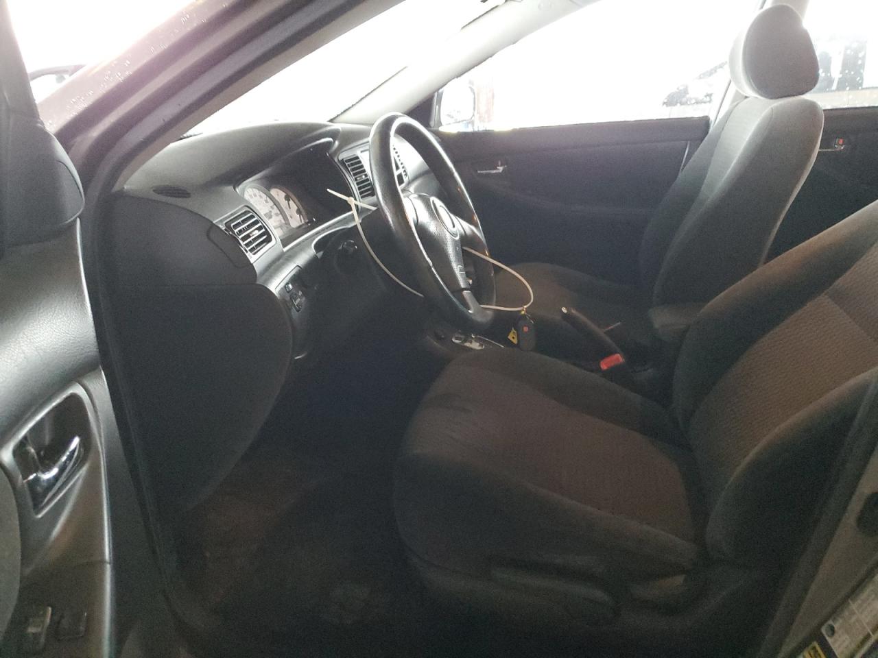 2005 Toyota Corolla - Image 7