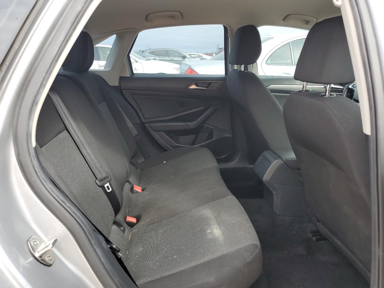 2019 Volkswagen Jetta - Image 10