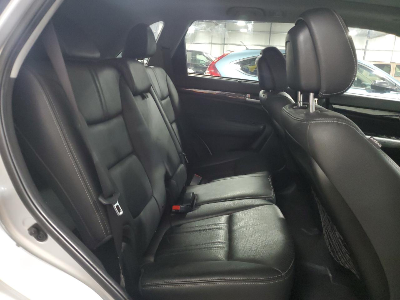 2014 Kia Sorento - Image 12