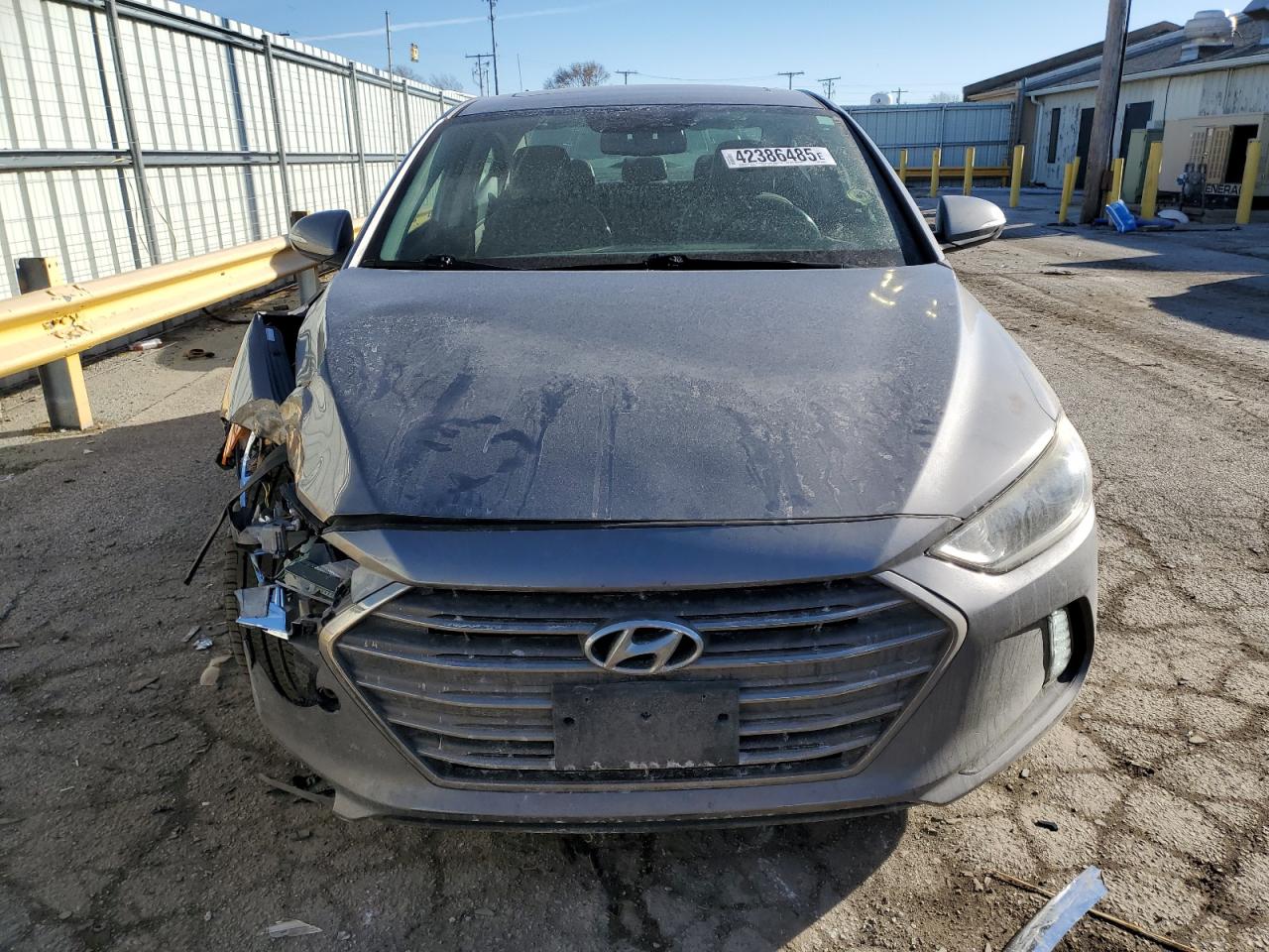 2017 Hyundai Elantra - Image 5