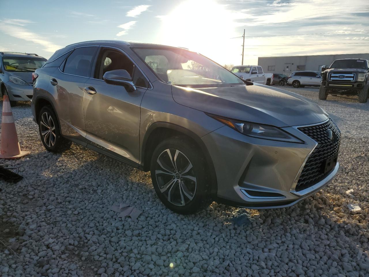 2021 Lexus RX - Image 4