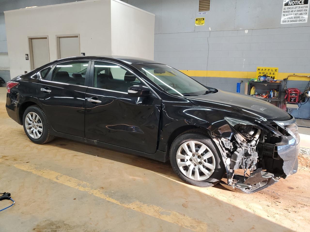 2013 Nissan Altima - Image 4