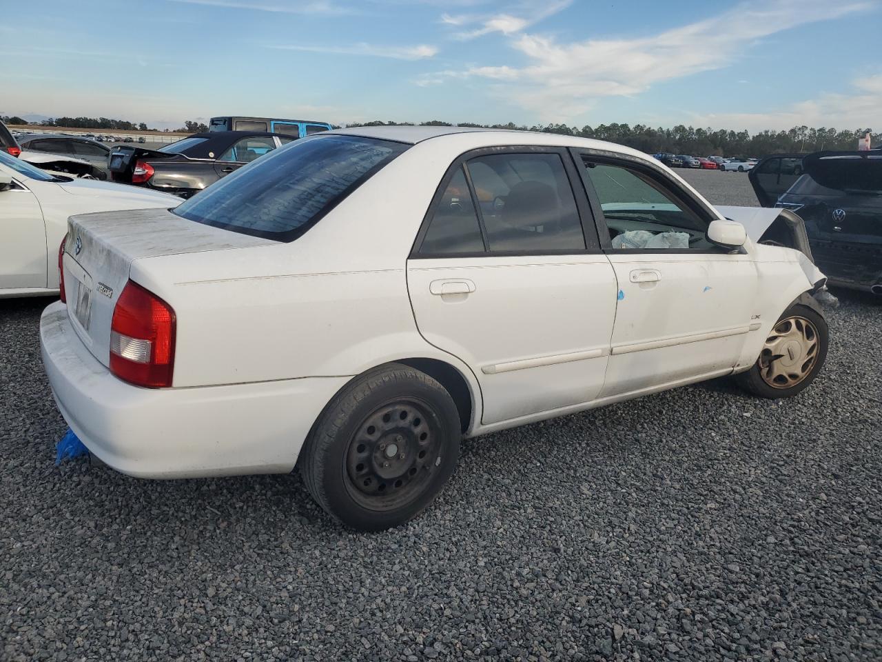 2002 Mazda Protege - Image 3