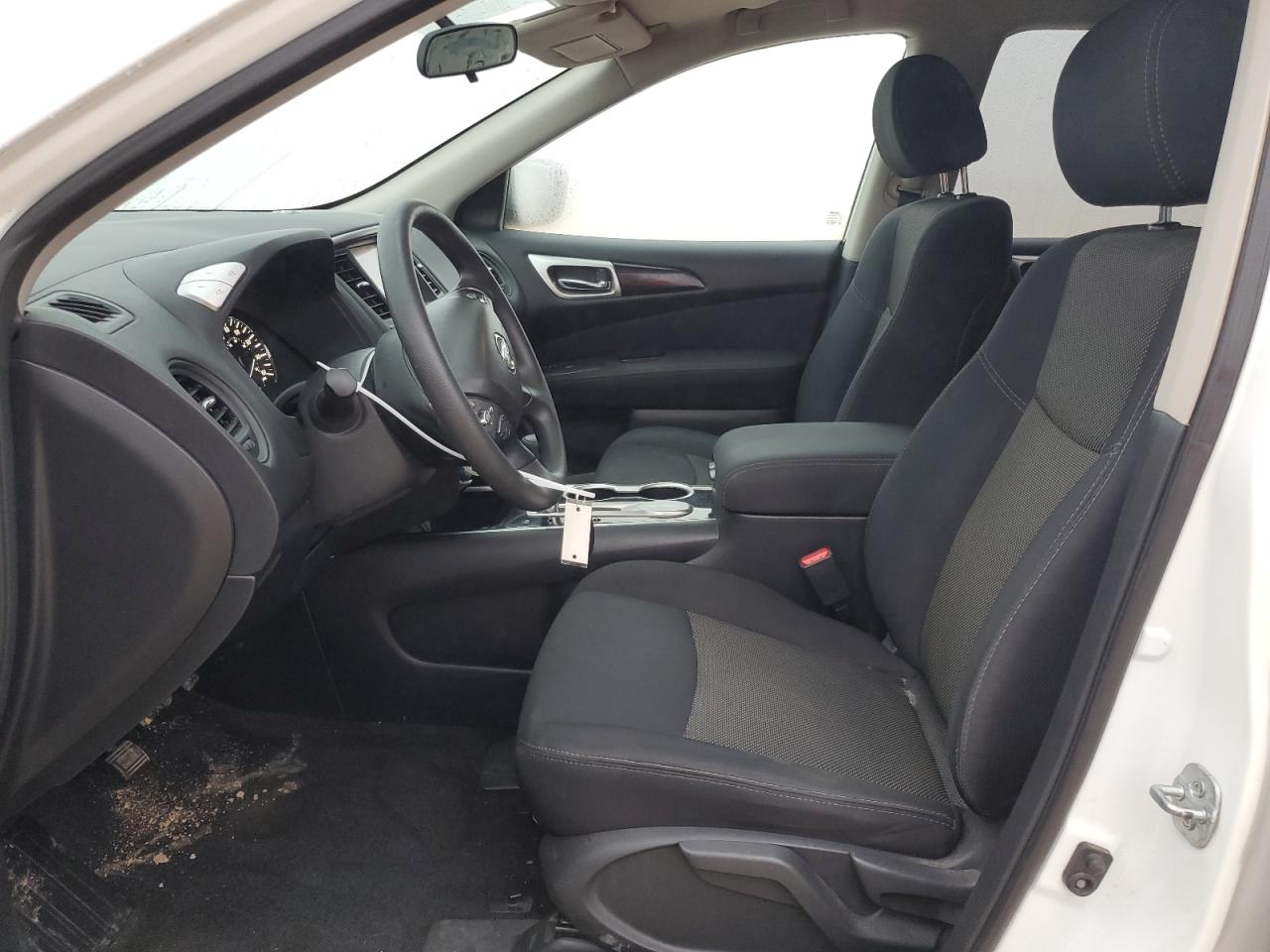 2017 Nissan Pathfinder - Image 7