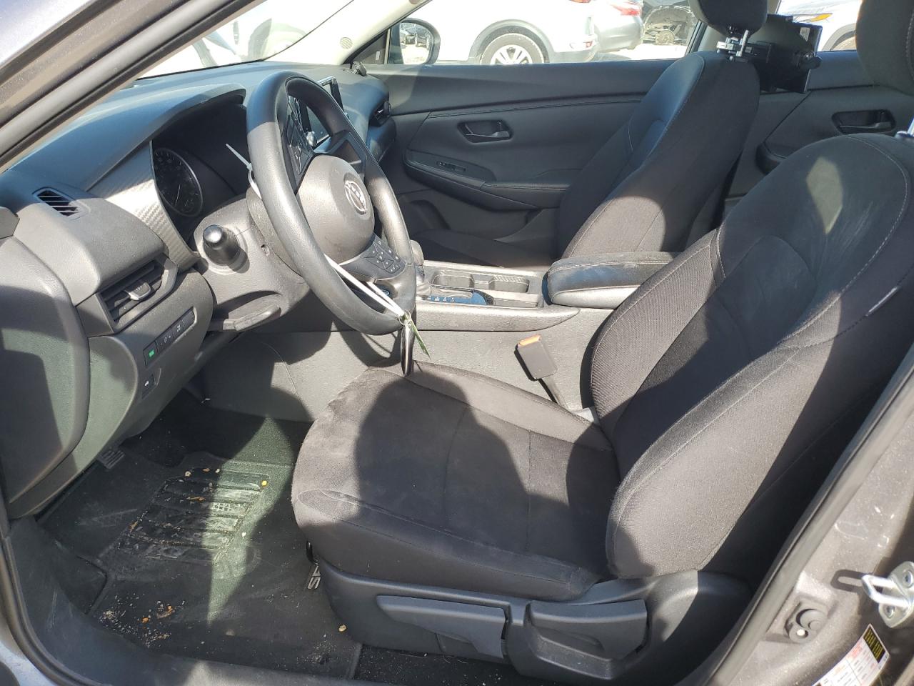 2024 Nissan Sentra - Image 7