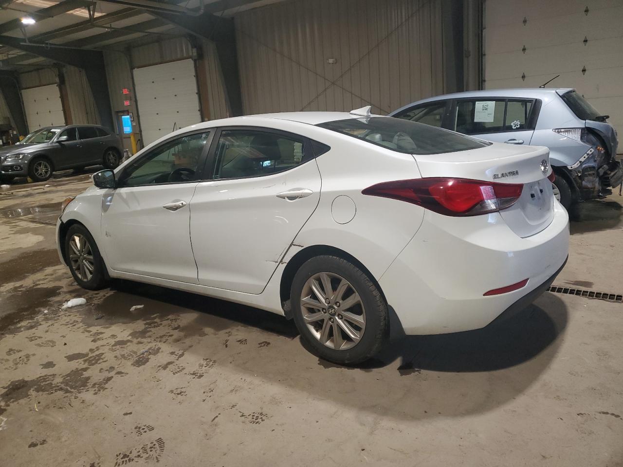 VIN 5NPDH4AE7GH729024 2016 HYUNDAI ELANTRA no.2