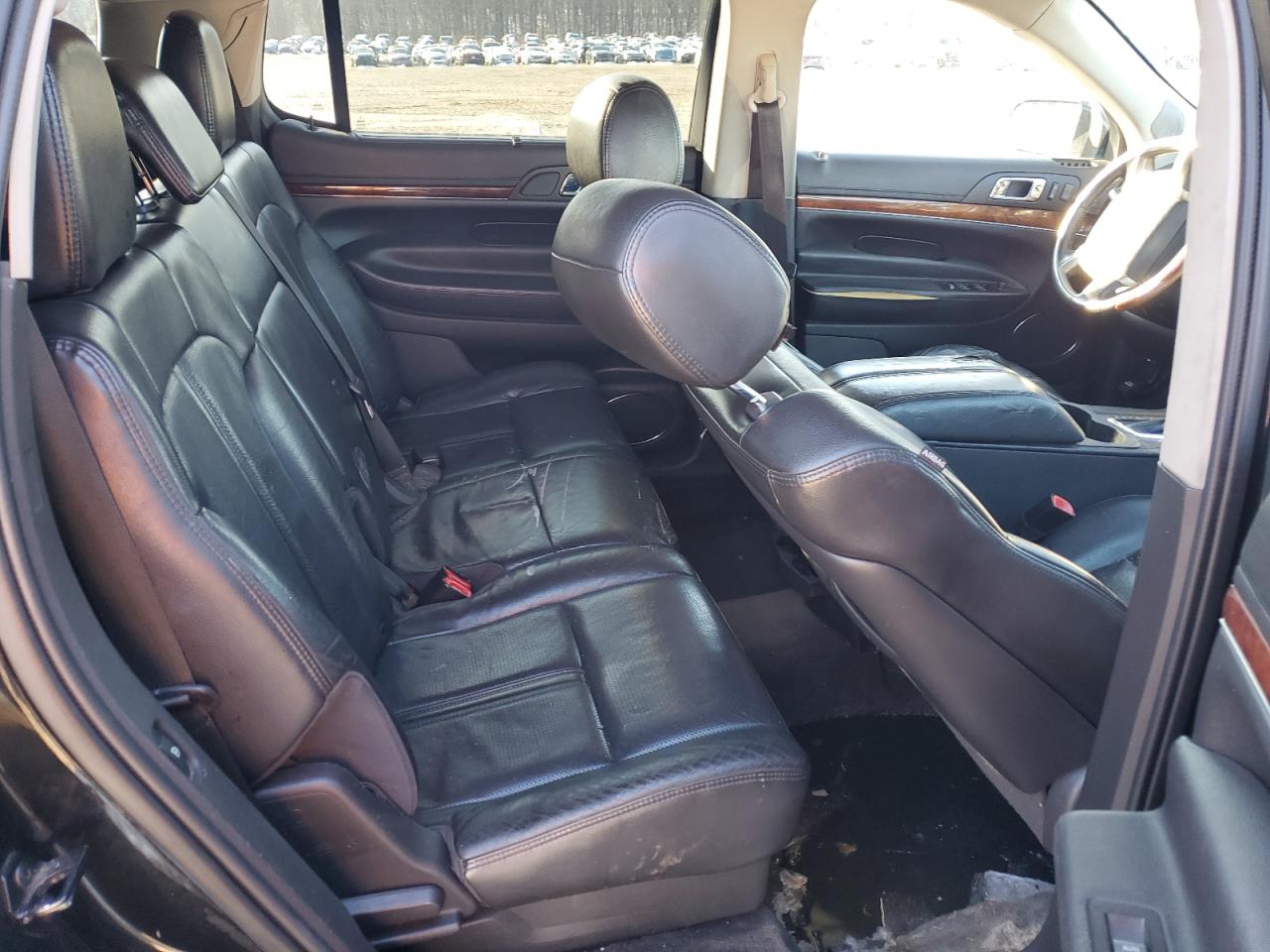 2011 Lincoln Mkt VIN: 2LMHJ5AR2BBJ52616 Lot: 88240185