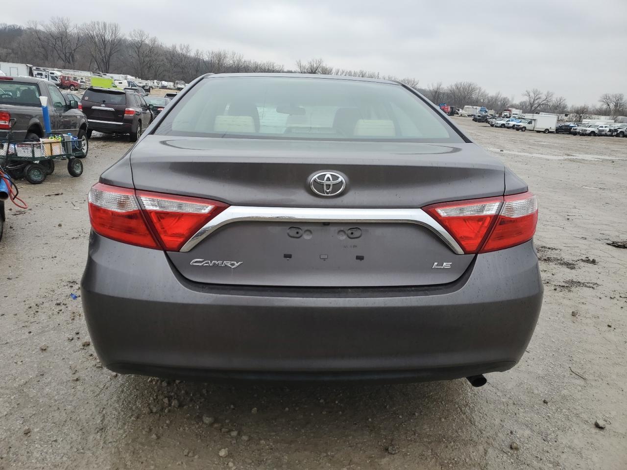 2015 Toyota Camry - Image 6