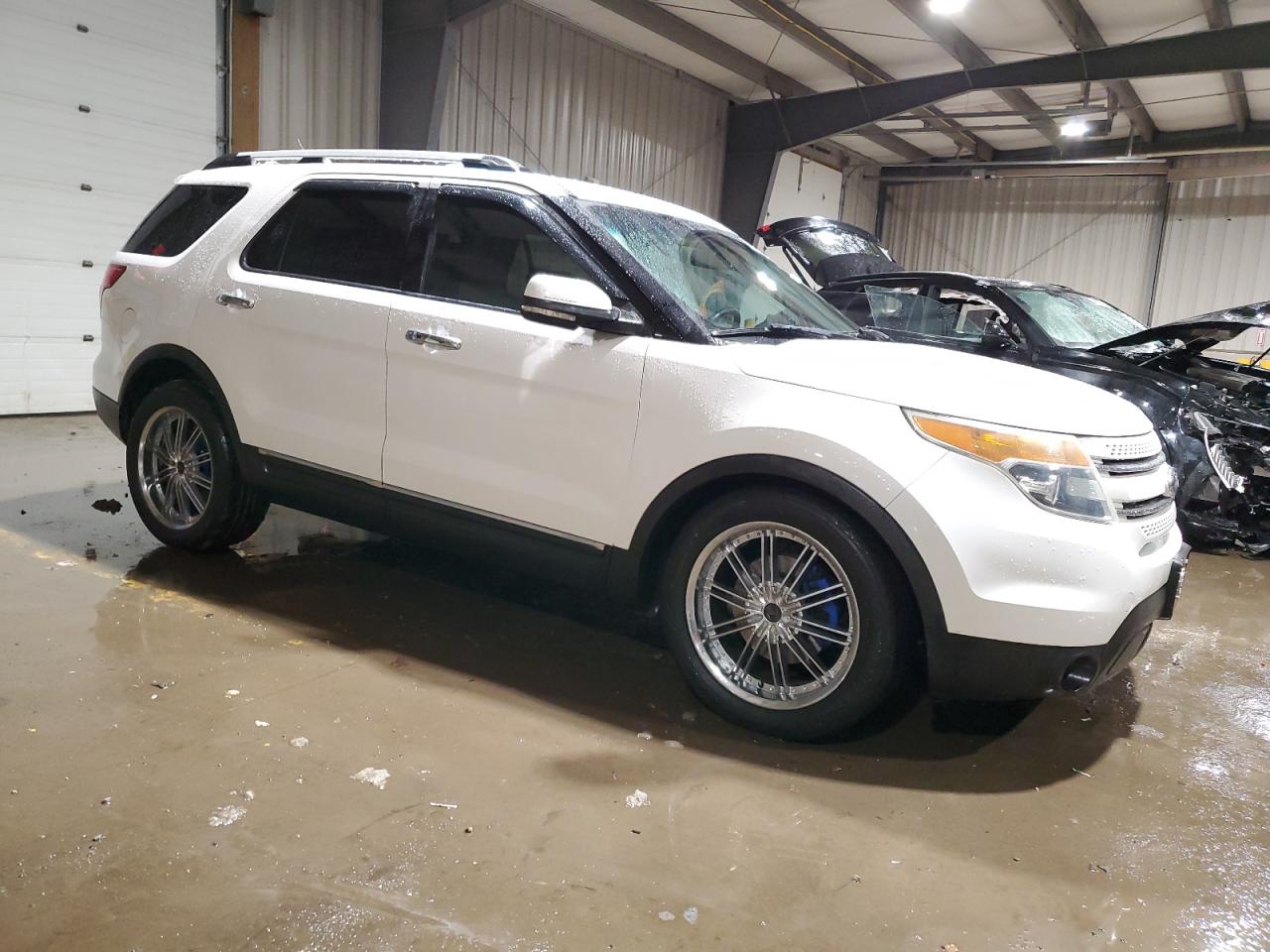 2011 Ford Explorer - Image 4