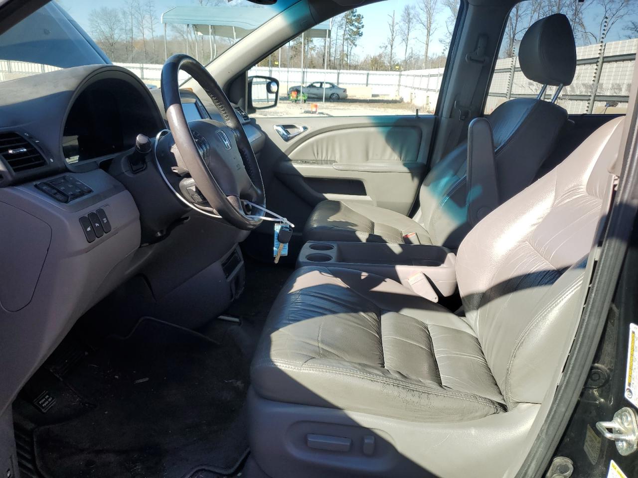 2010 Honda Odyssey - Image 7