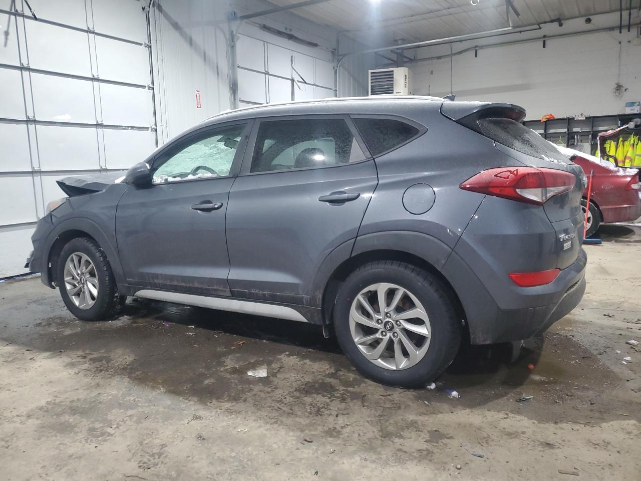 2018 Hyundai Tucson - Image 2
