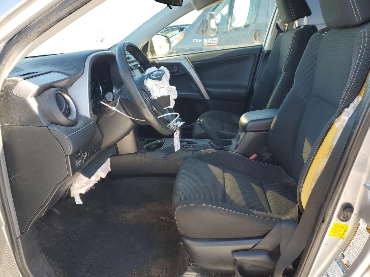 2018 Toyota RAV 4 - Image 7