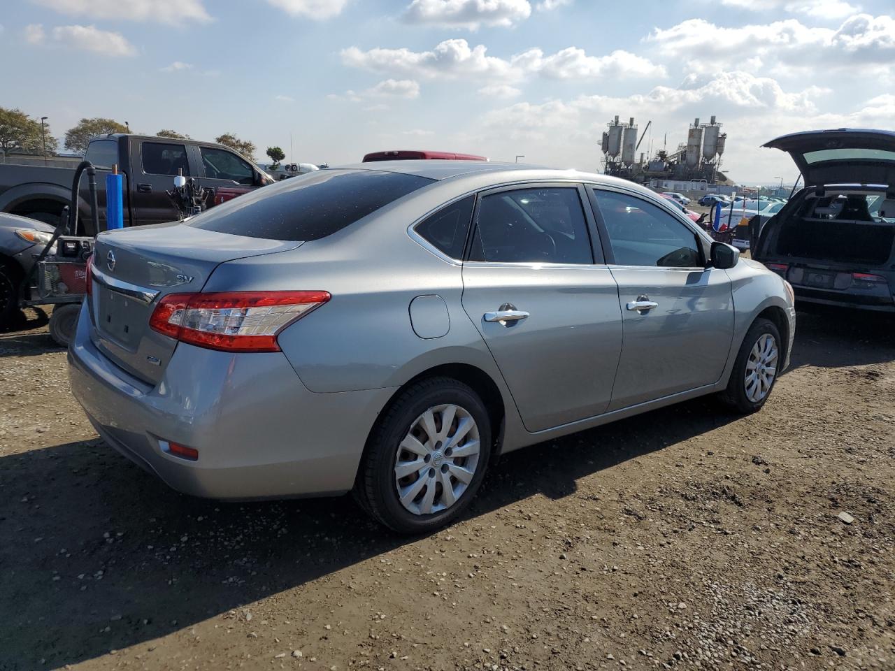 2014 Nissan Sentra - Image 3