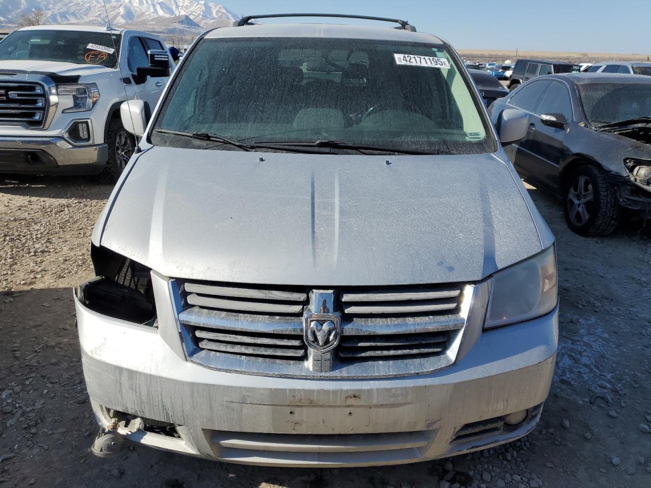 2010 Dodge Caravan - Image 5