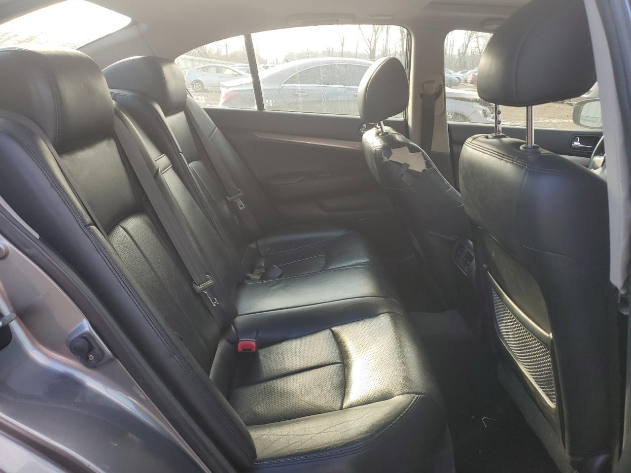 2011 Infiniti G - Image 10