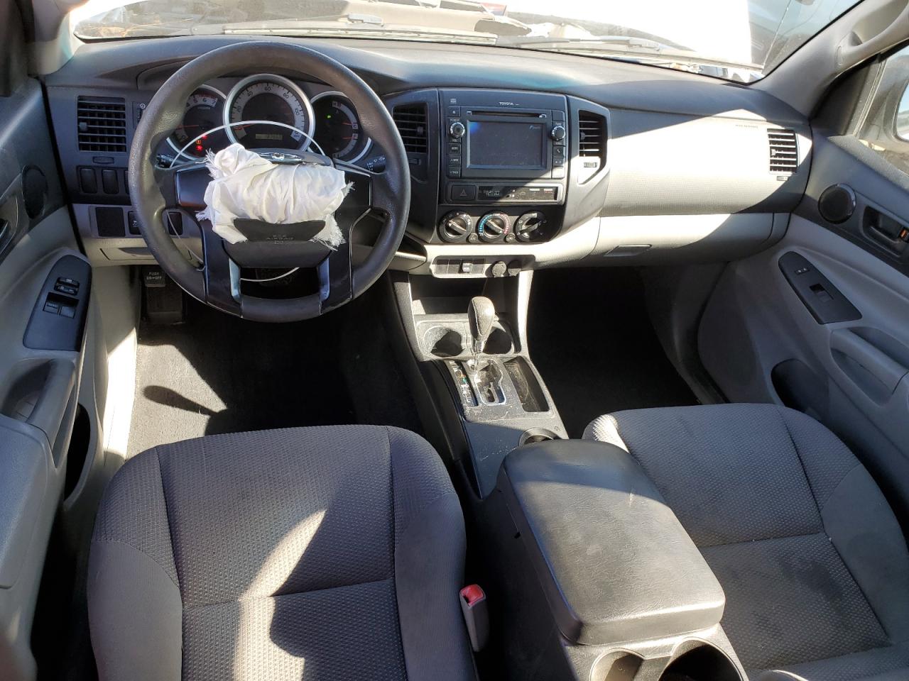 2013 Toyota Tacoma - Image 8