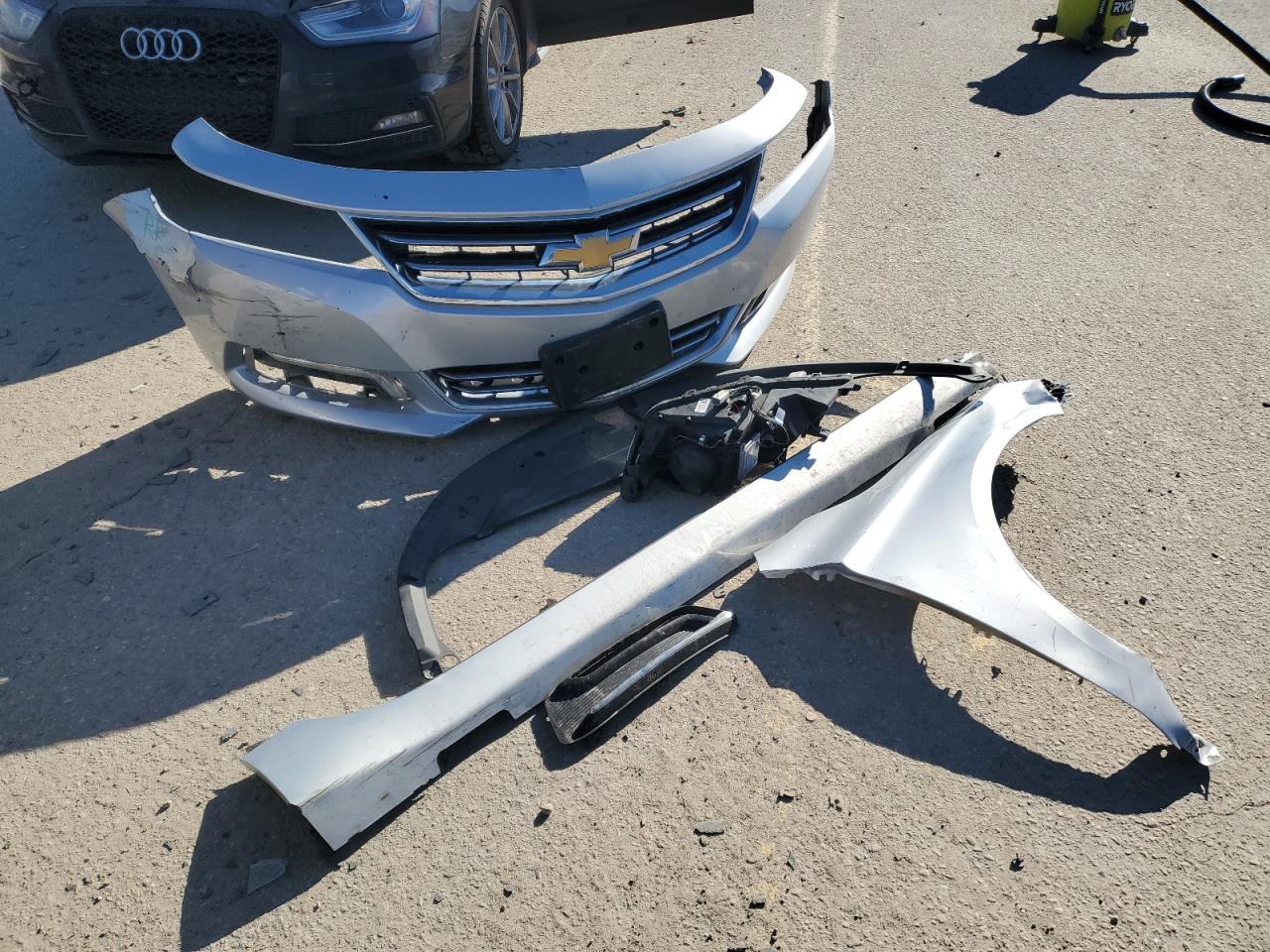 2018 Chevrolet Impala - Image 12