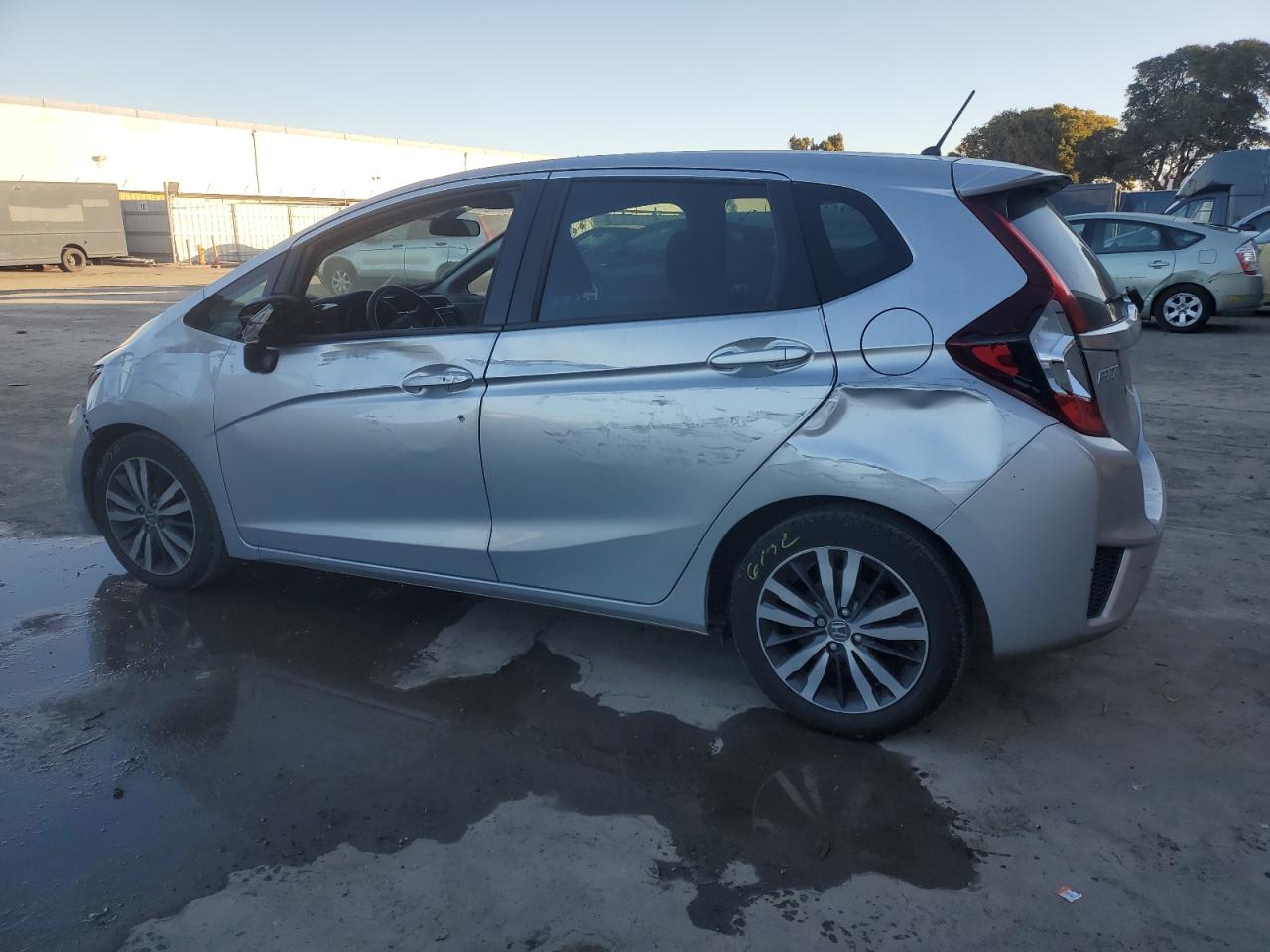 VIN 3HGGK5H80FM760162 2015 HONDA FIT no.2