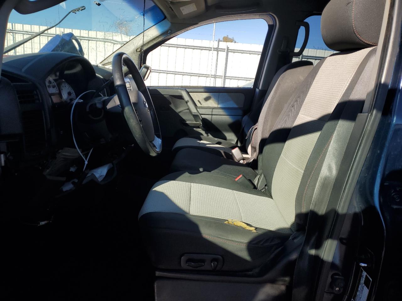 2008 Nissan Titan - Image 7