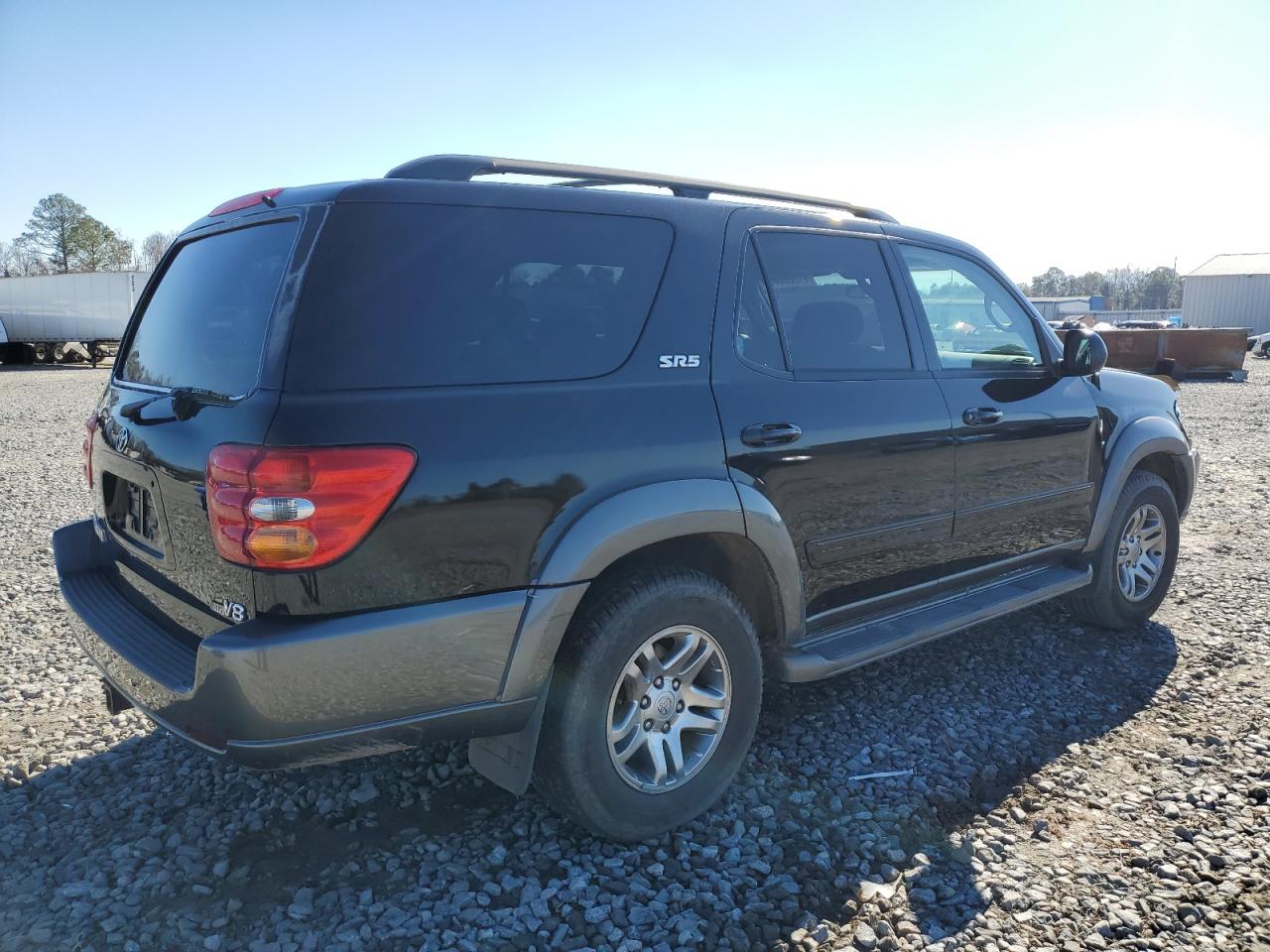 2004 Toyota Sequoia - Image 3