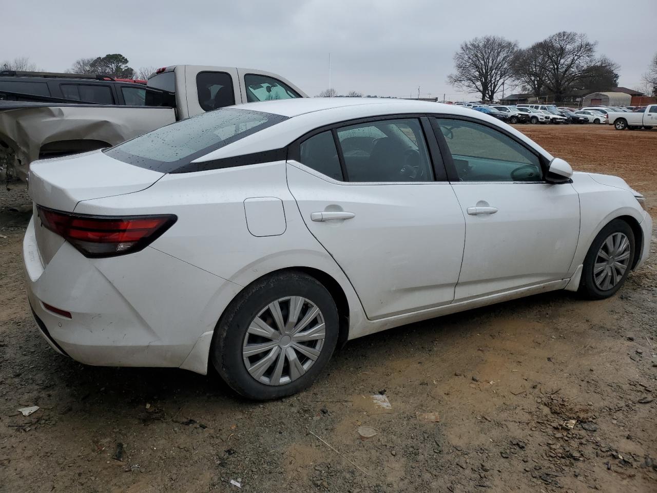 2020 Nissan Sentra - Image 3