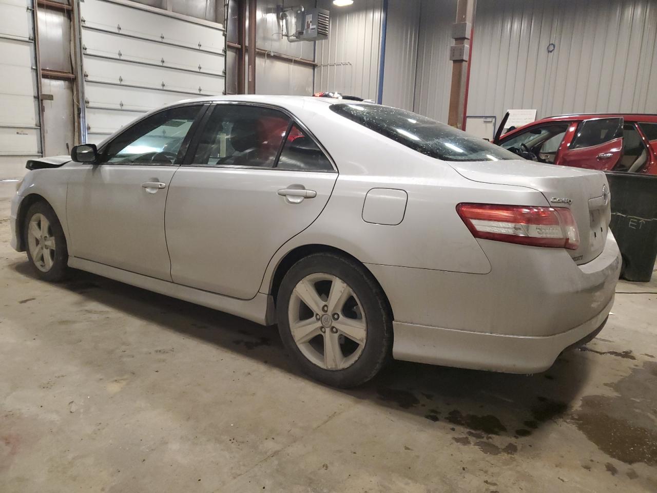 2011 Toyota Camry - Image 2