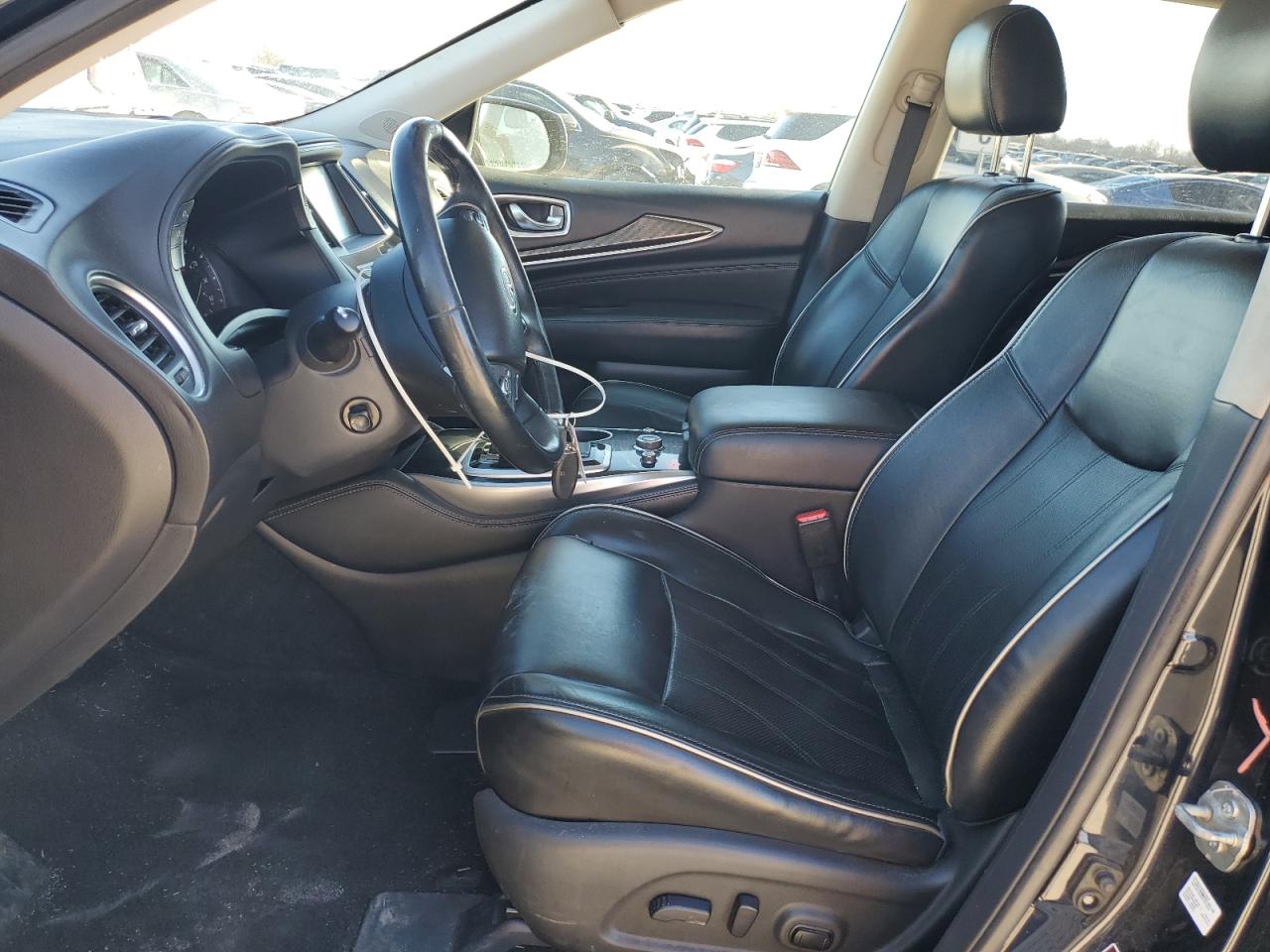 2017 Infiniti QX60 - Image 7
