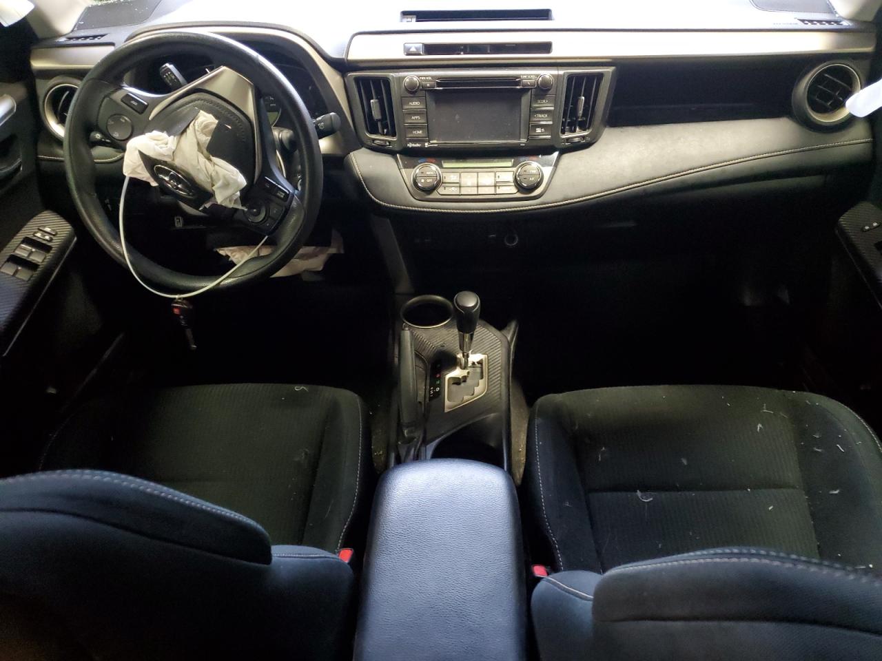 2015 Toyota RAV 4 - Image 8